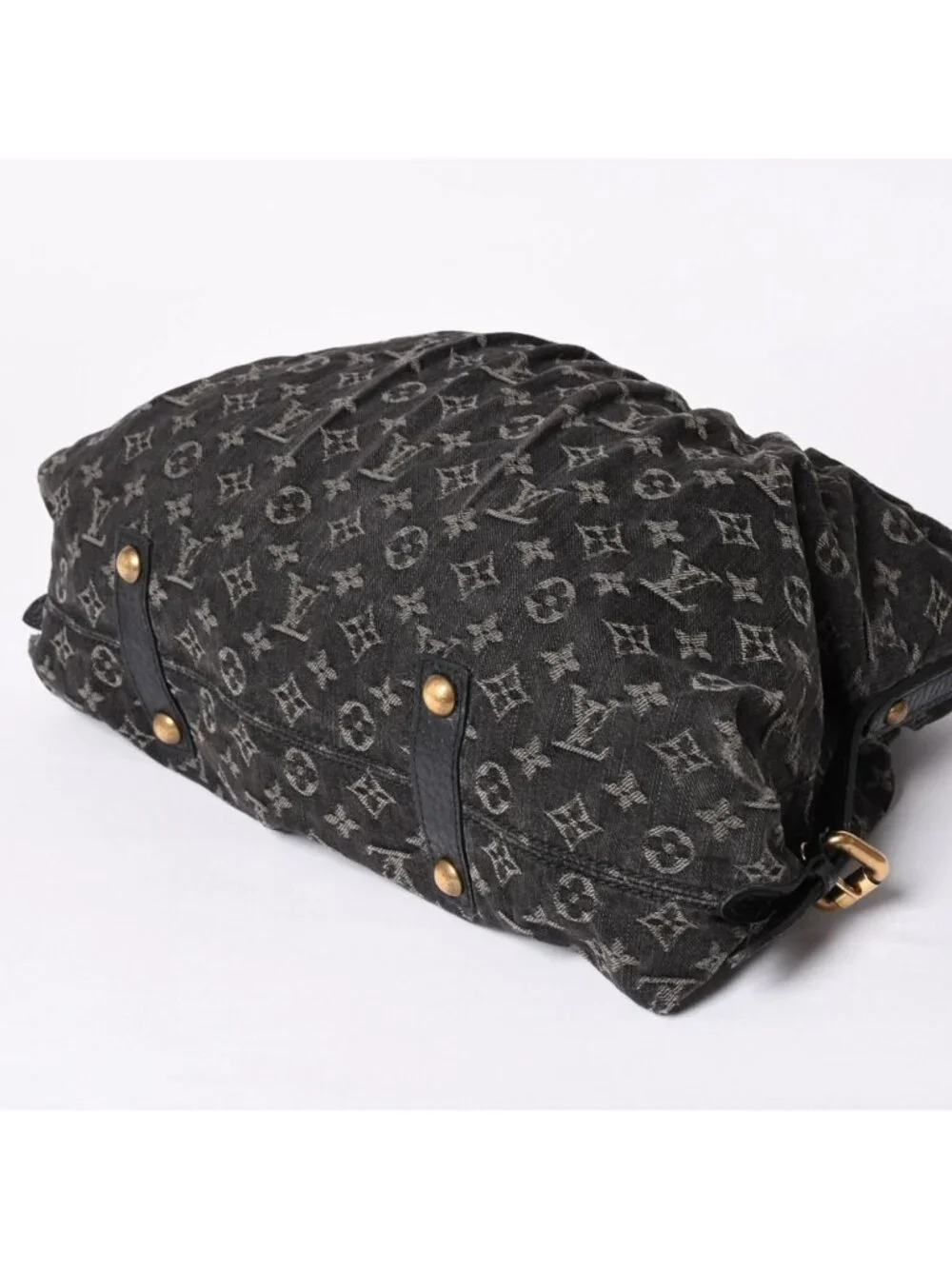 Louis Vuitton this authentic